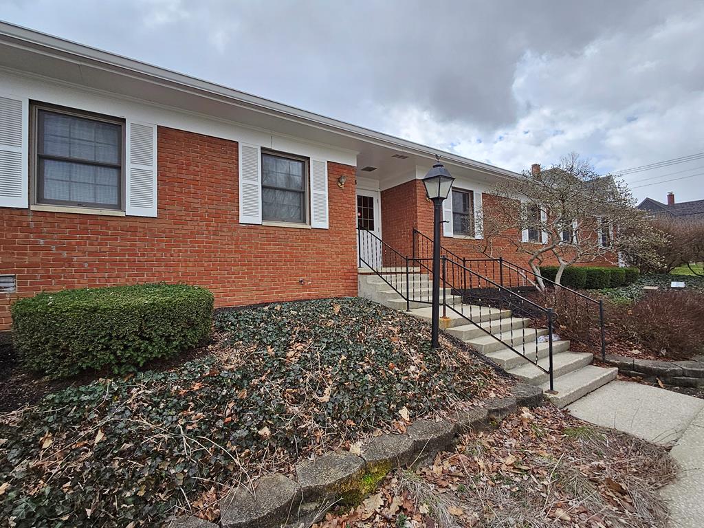 201 W Charles Street Suite A Property Photo 1