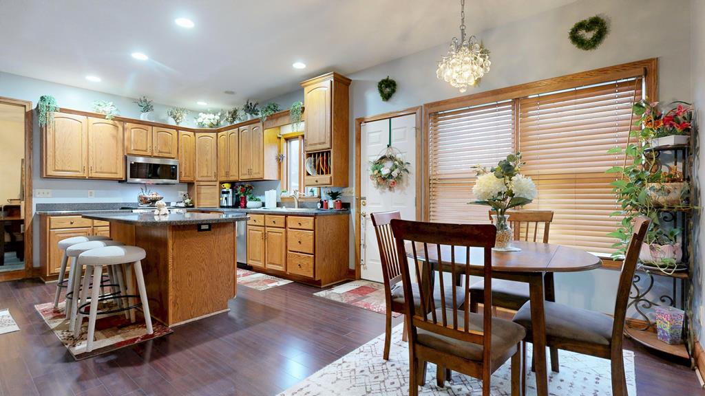 1743 Hidden Oak Trail Property Photo 7
