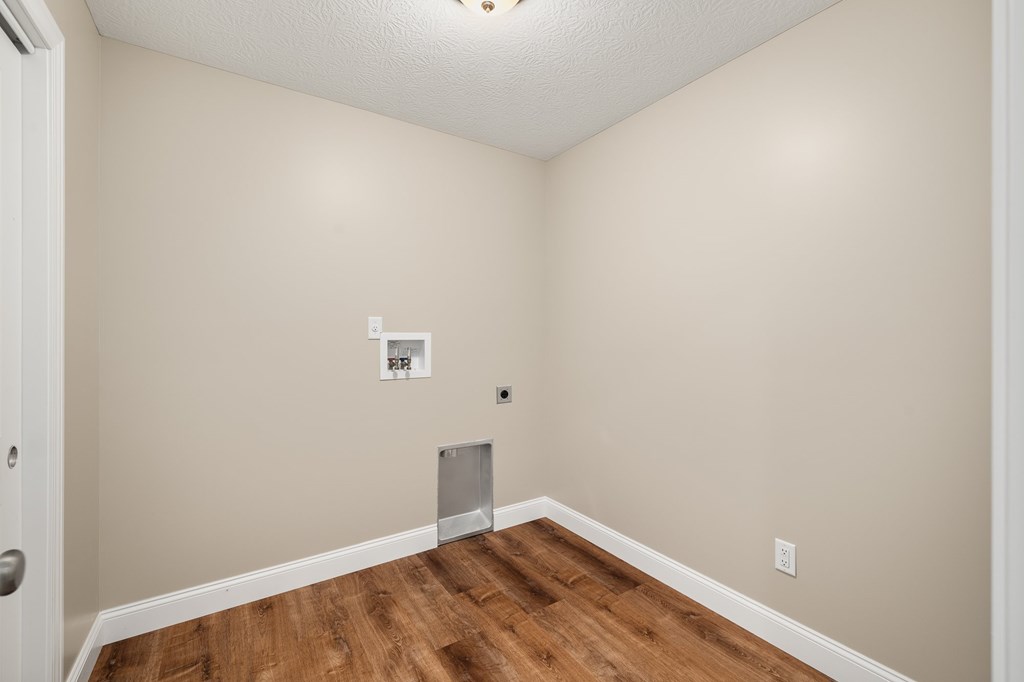 1367 Deer Ridge Lane Property Photo 10