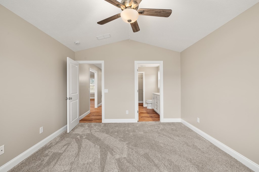 1367 Deer Ridge Lane Property Photo 12
