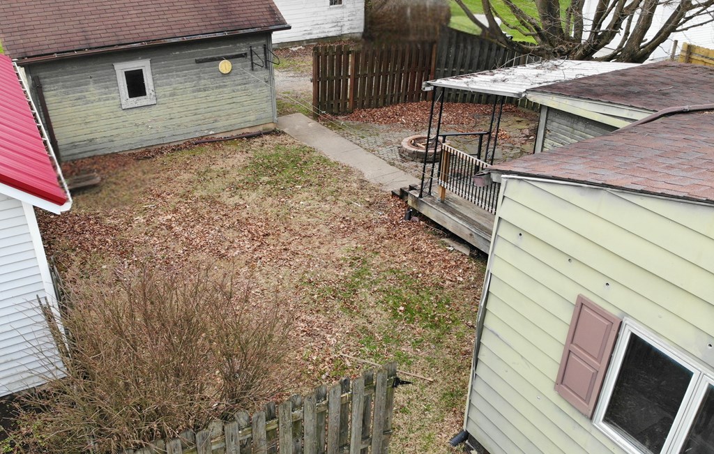 74 Whitney Ave Property Photo 3