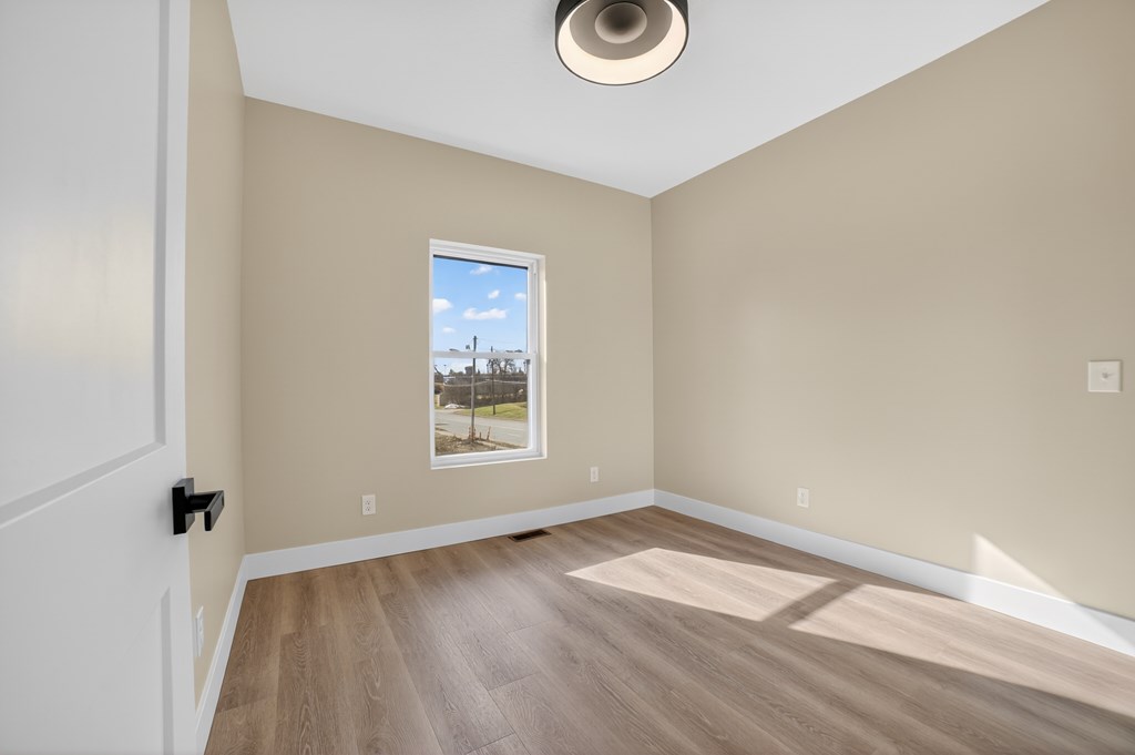 1325 Trimble Rd. Property Photo 18