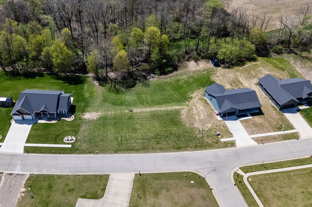 1721 Scarletts Way Property Photo 2