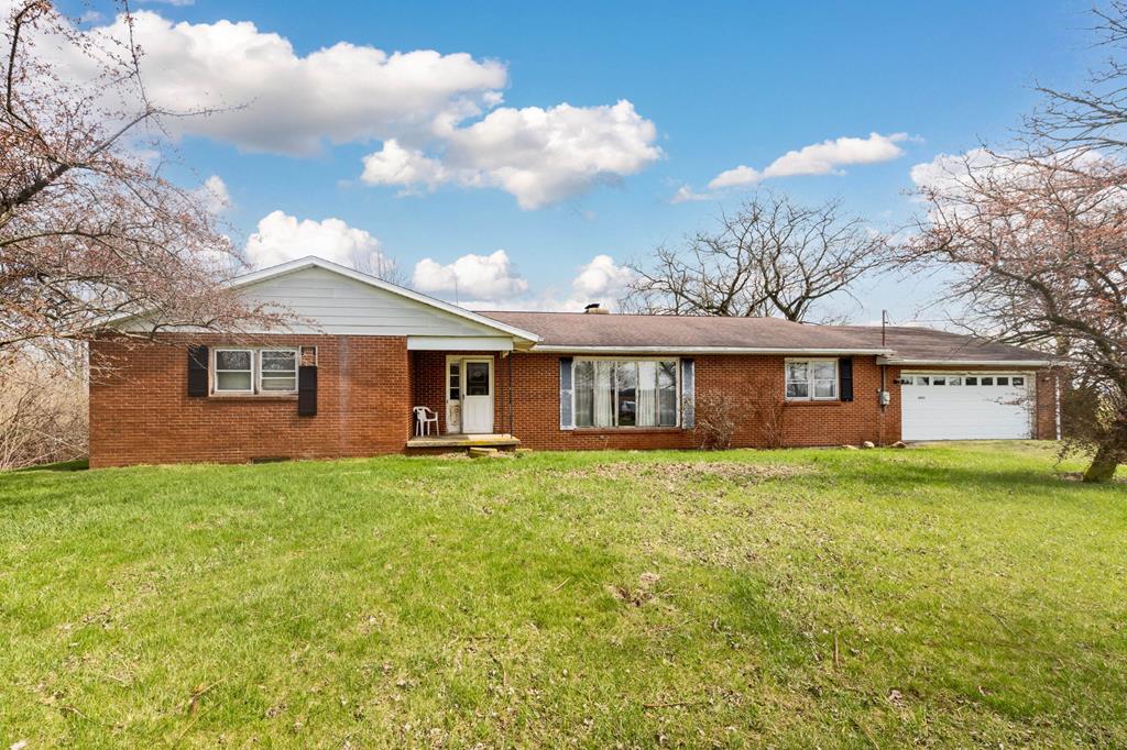 2554 Dry Lane Rd Property Photo 1