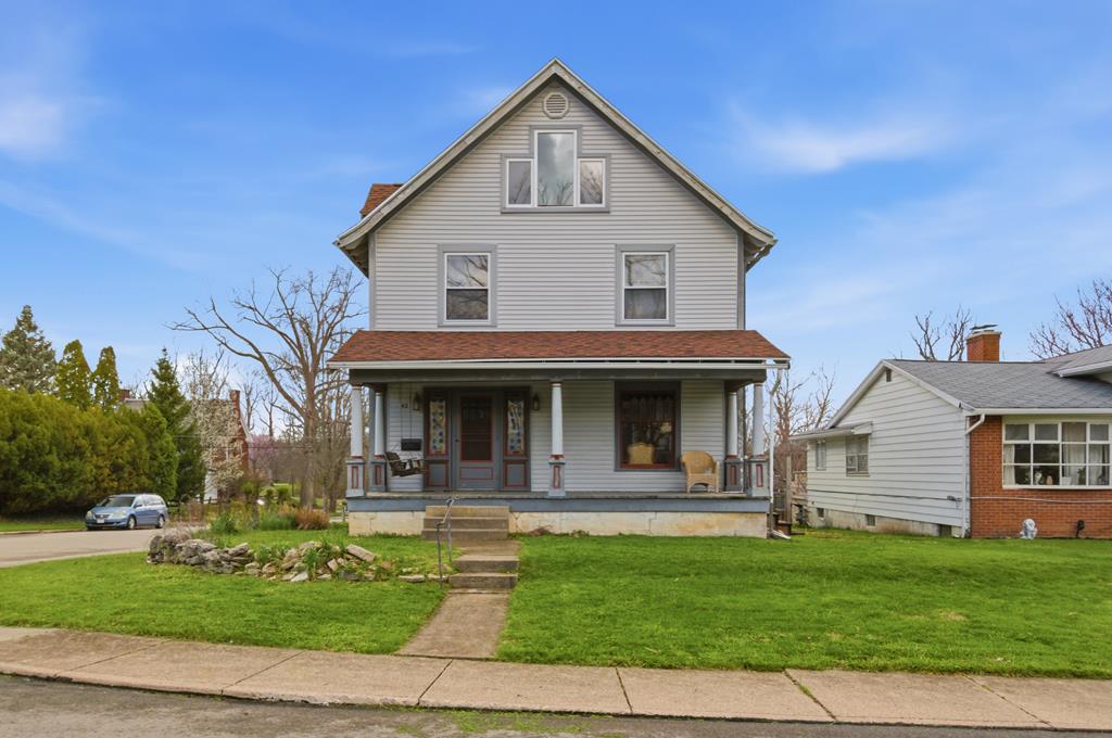 42 Parkwood Blvd Property Photo 1