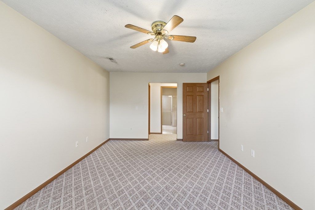 689 Scott Dr Property Photo 11