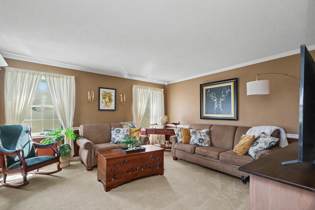 2365 Alta West Road Property Photo 7