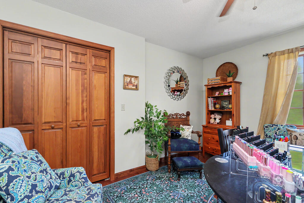 2365 Alta West Road Property Photo 19