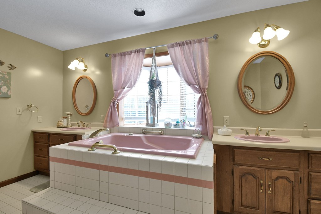 2365 Alta West Road Property Photo 24