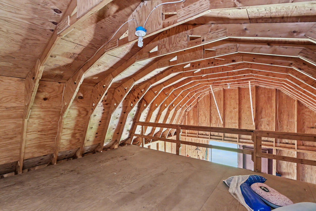 2365 Alta West Road Property Photo 44