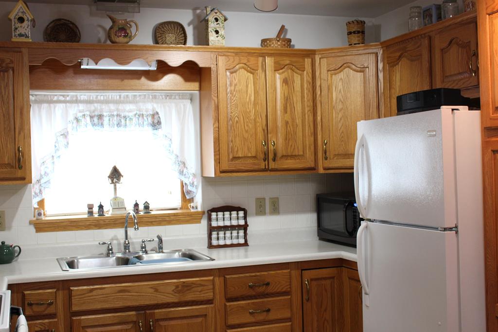 51 Maple Property Photo 19