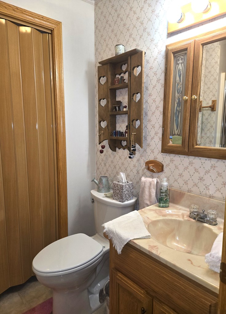 51 Maple Property Photo 24