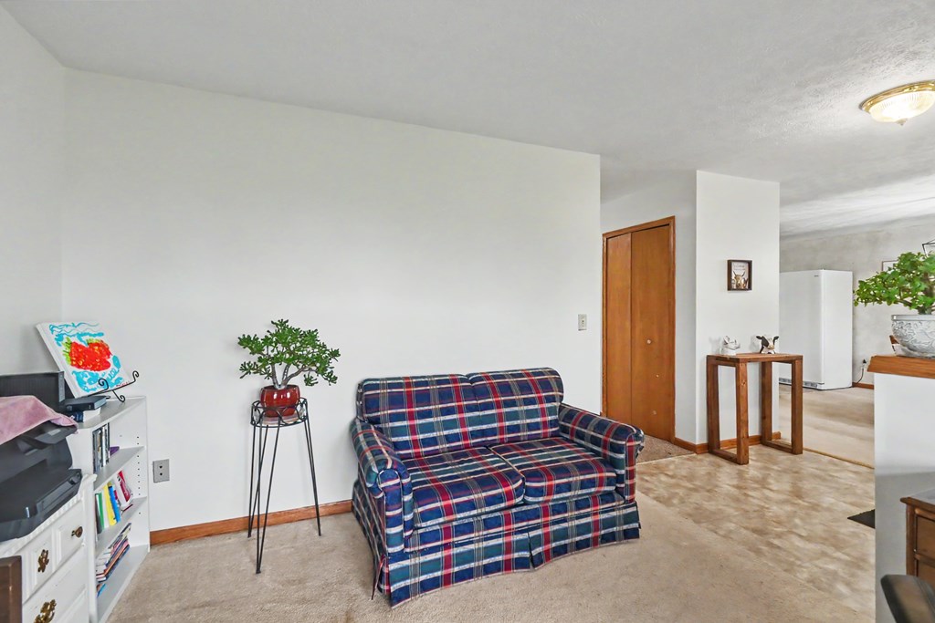 1009 County Road 40 Property Photo 4