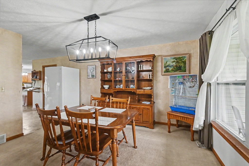 1009 County Road 40 Property Photo 6