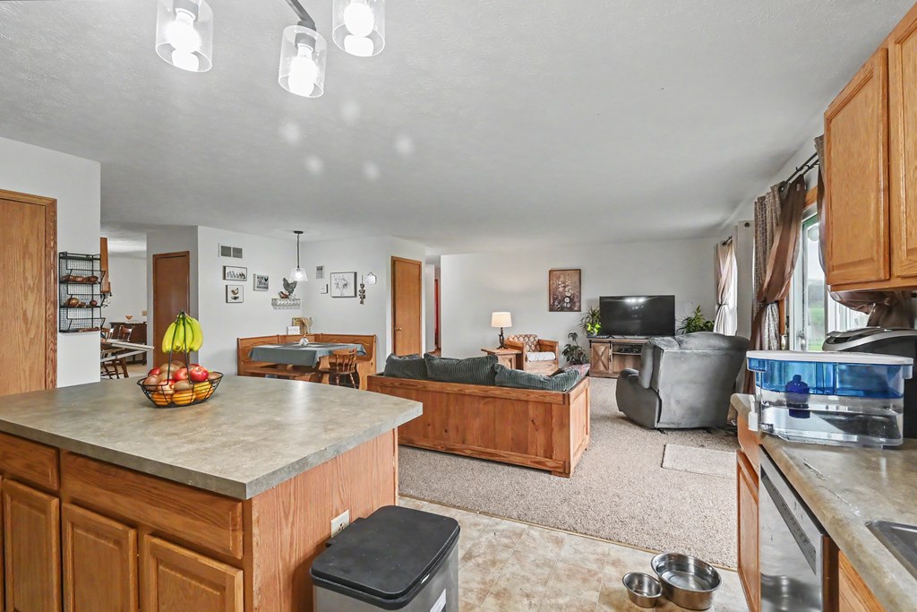 1009 County Road 40 Property Photo 12