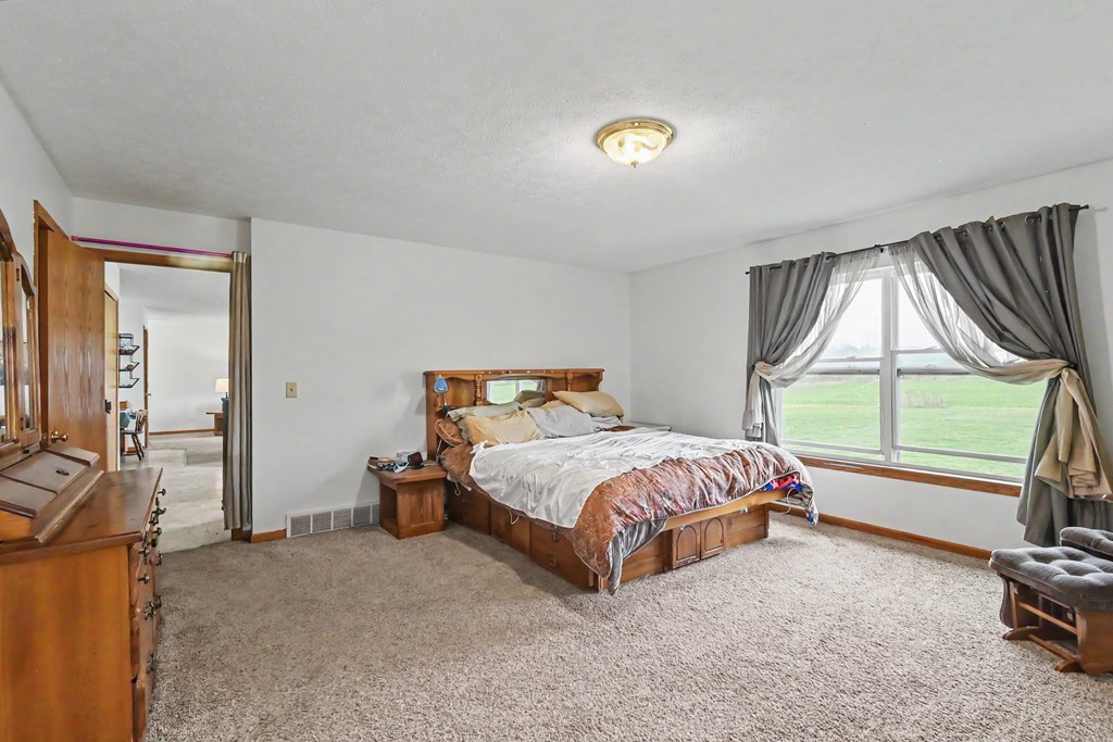 1009 County Road 40 Property Photo 18