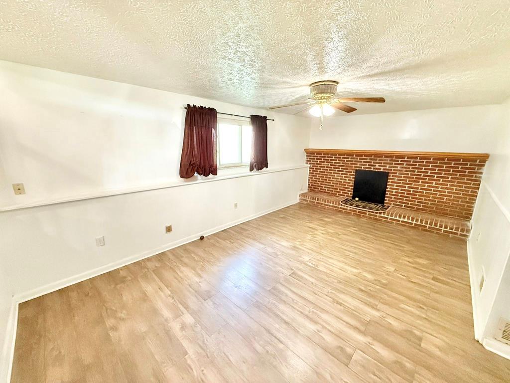 1260 County Line Road Property Photo 18
