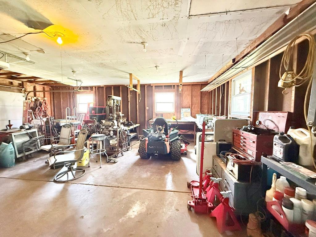 1260 County Line Road Property Photo 24