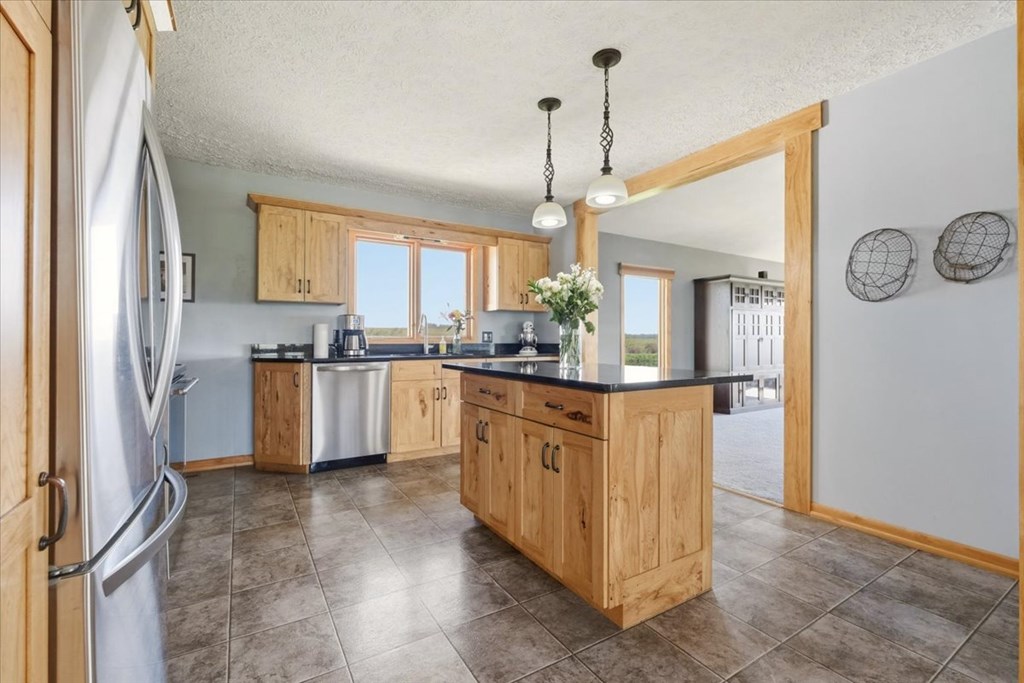 11391 Banning Property Photo 15
