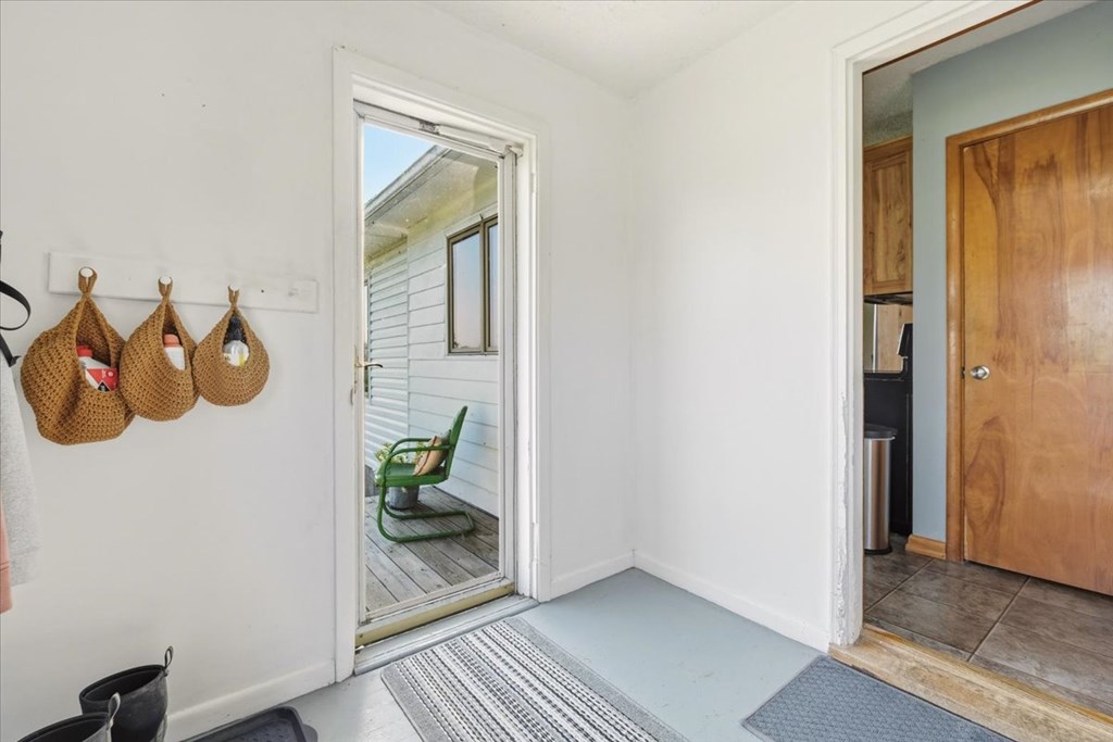 11391 Banning Property Photo 40