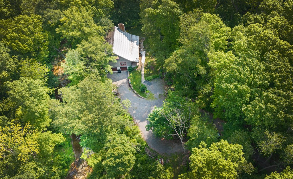 9757 Old Delaware Rd Property Photo 3