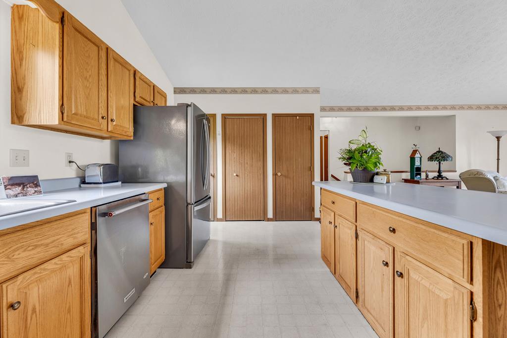 7326 State Route 19 U3 L60-62 Property Photo 10