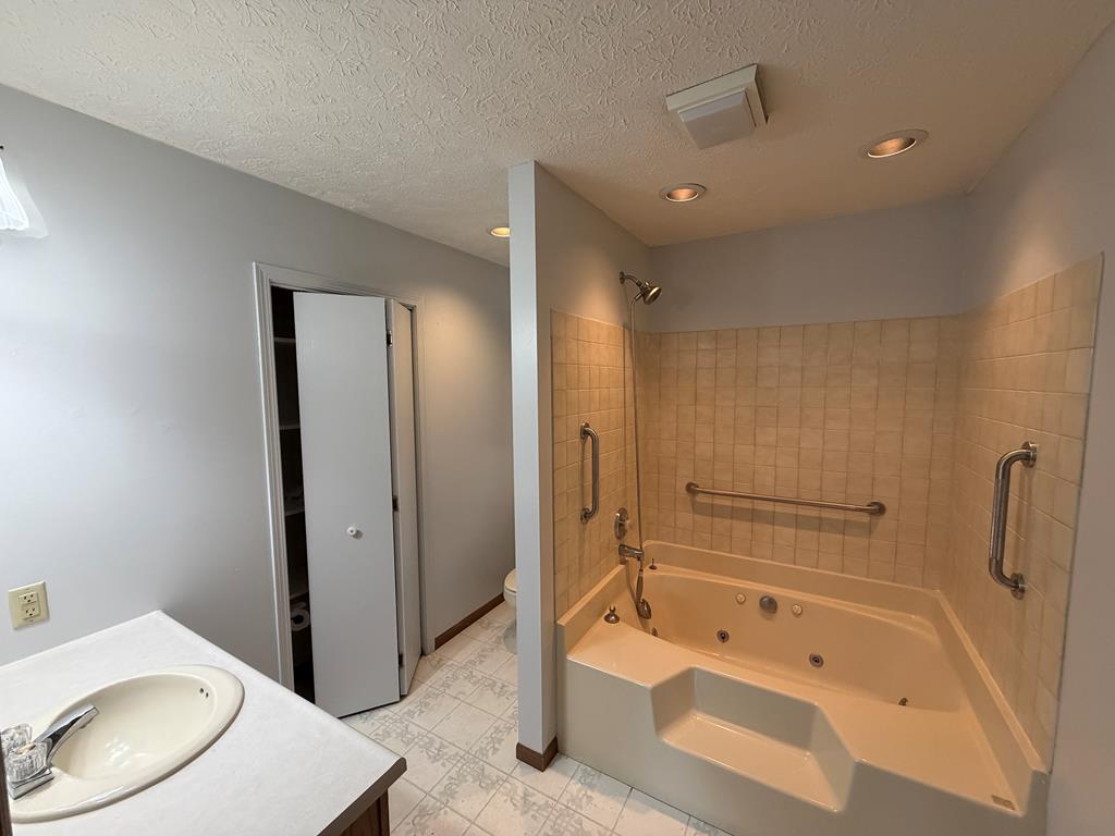 7326 State Route 19 U3 L60-62 Property Photo 19