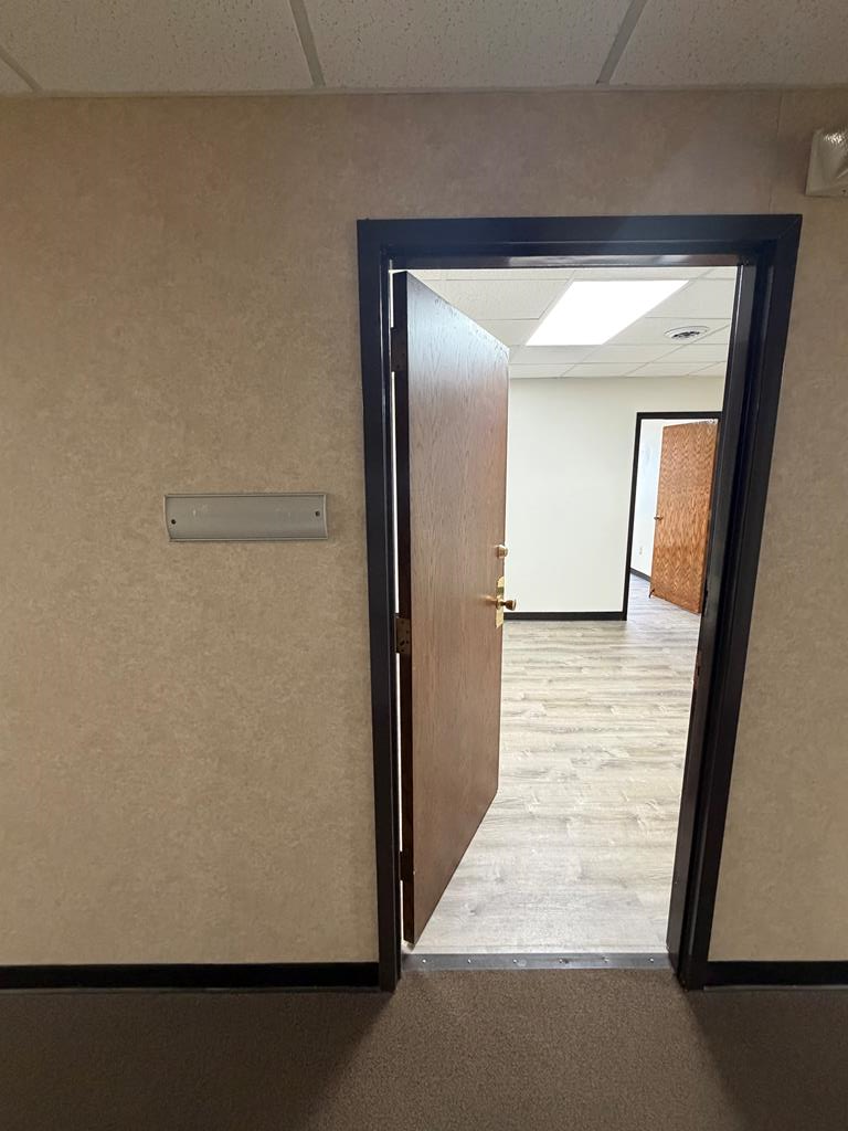 1 Marion Ave Property Photo 6