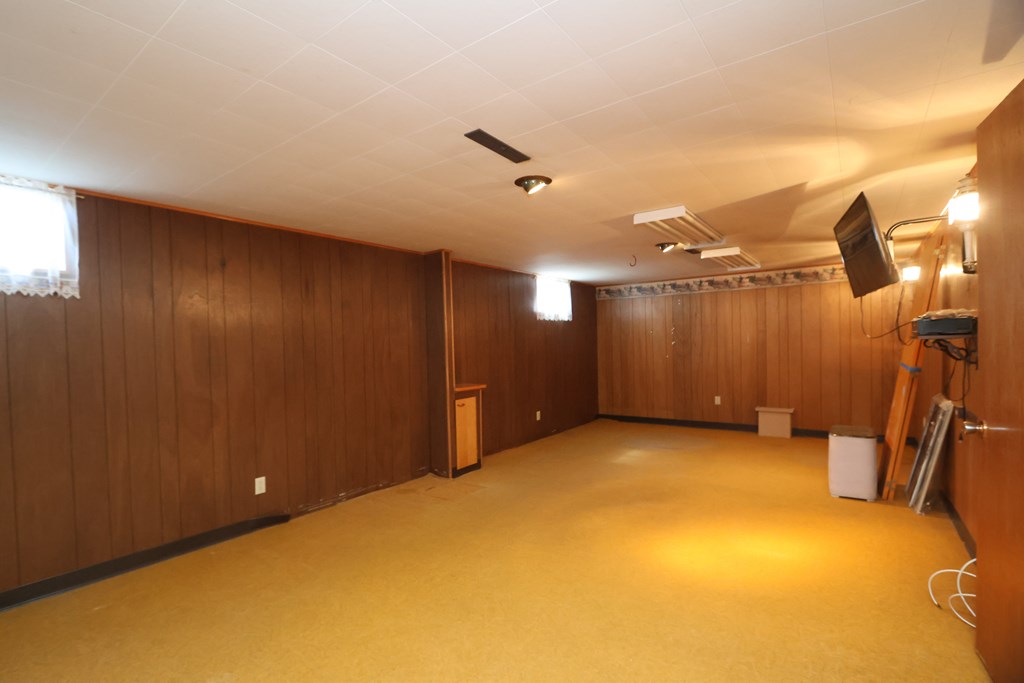 800 Fairview Ave Property Photo 22