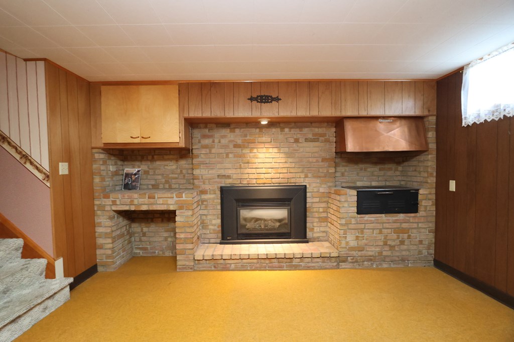 800 Fairview Ave Property Photo 24