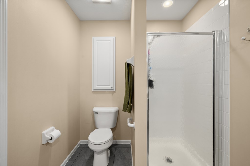 1380 Grey Oaks Dr. Property Photo 16
