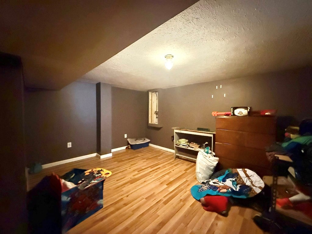 18 W Second Street Property Photo 12