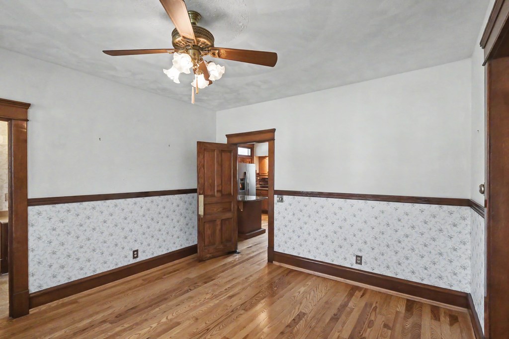 524 E. Oakwood Ave Property Photo 11