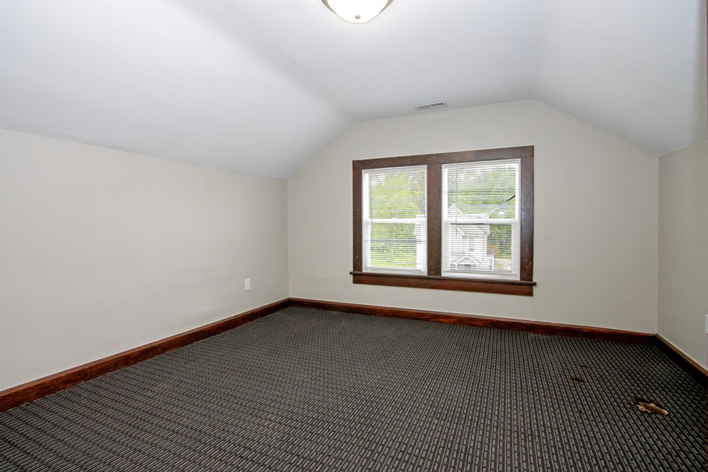 377 Main Street Property Photo 26