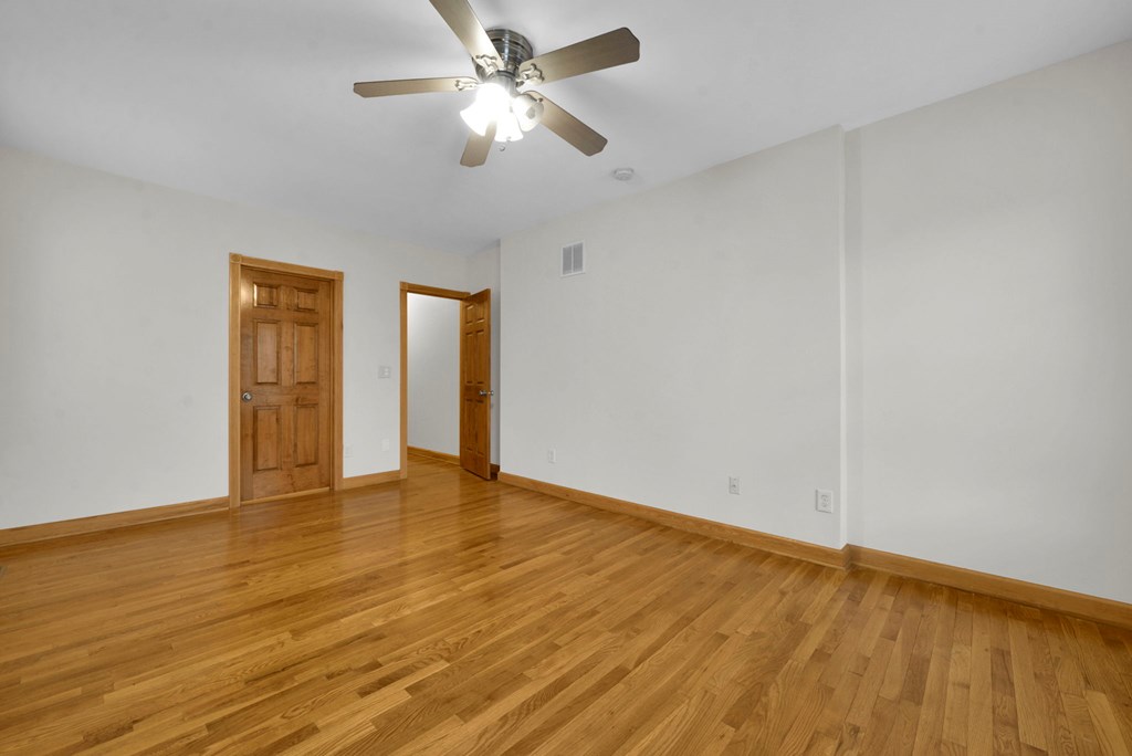 29 Second Ave Property Photo 17
