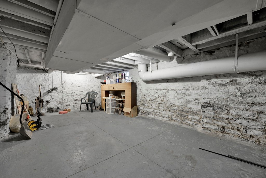 29 Second Ave Property Photo 26