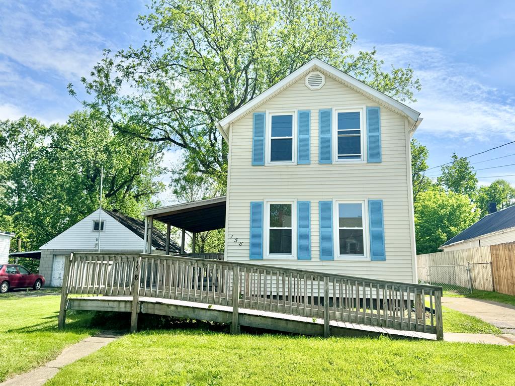 158 Ford St Property Photo 1
