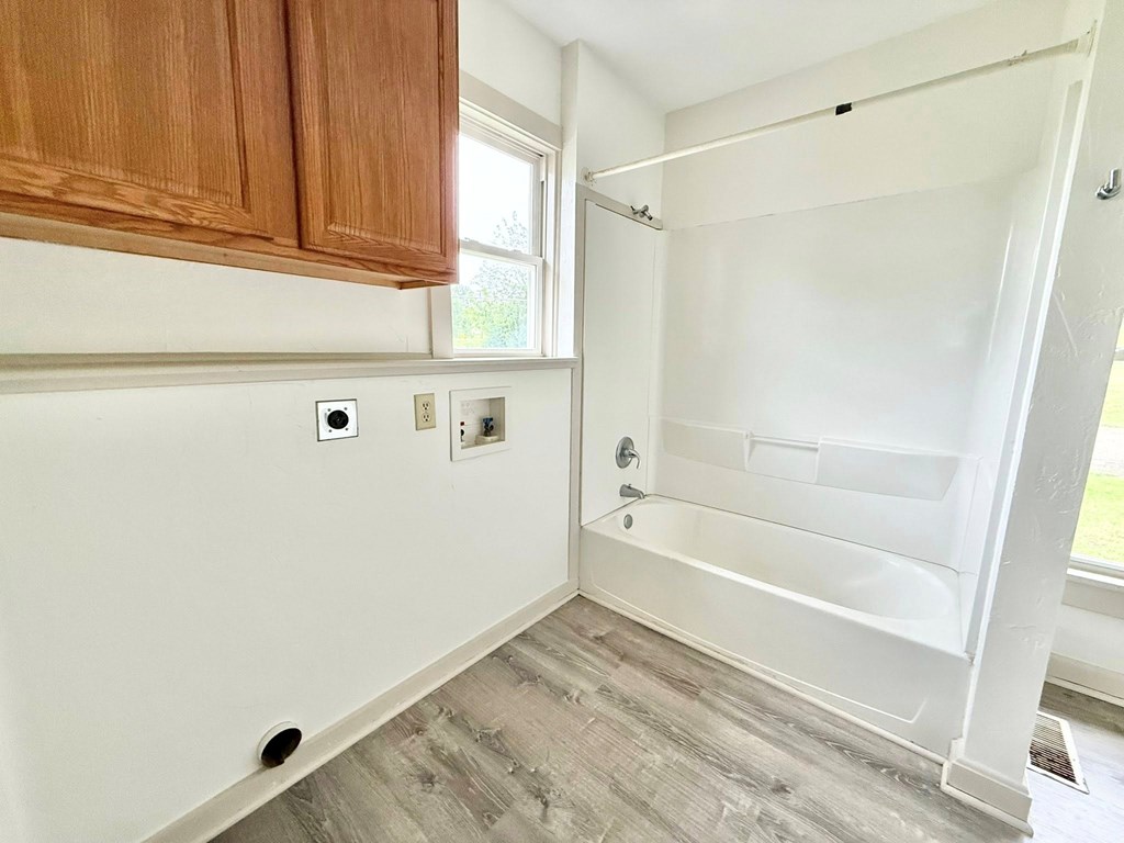 5 S Monroe Street Property Photo 5