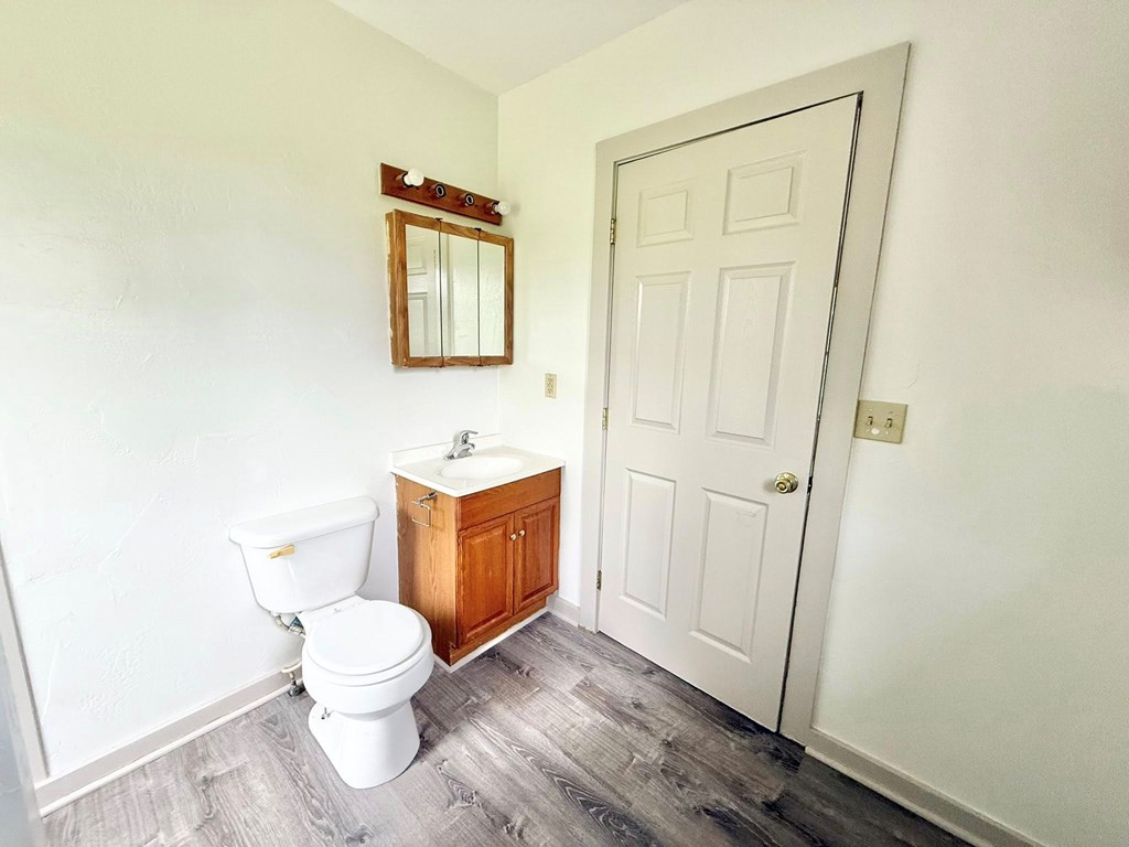 5 S Monroe Street Property Photo 6