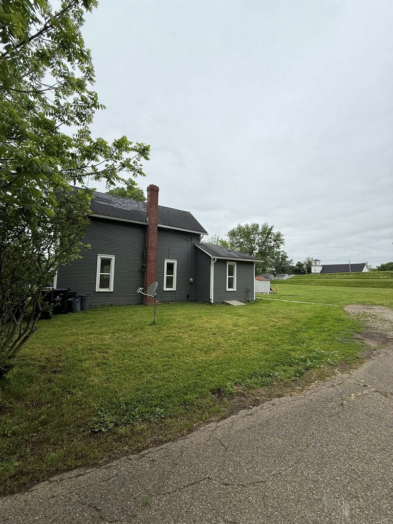 5 S Monroe Street Property Photo 16