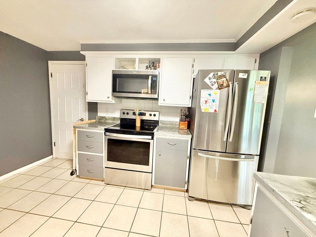 751 Vicksburg Drive Property Photo 3