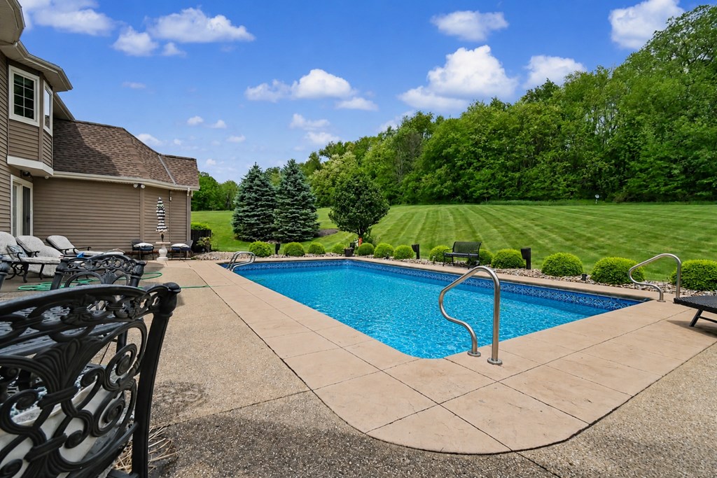 1524 Charolais Drive Property Photo 88