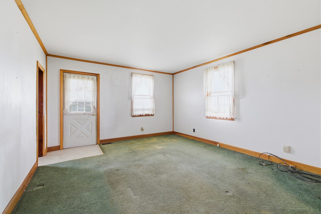 4888 Lower Leesville Rd Property Photo 3