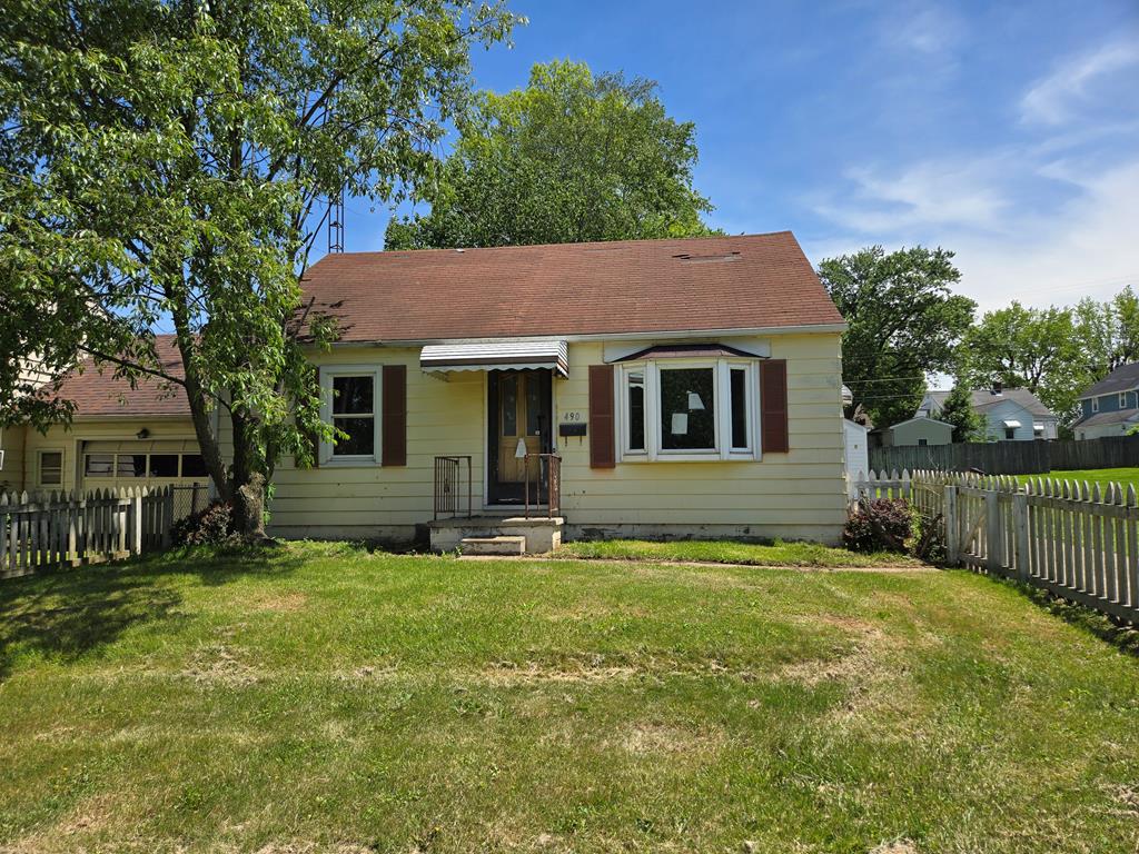 490 Dyas Drive Property Photo 1
