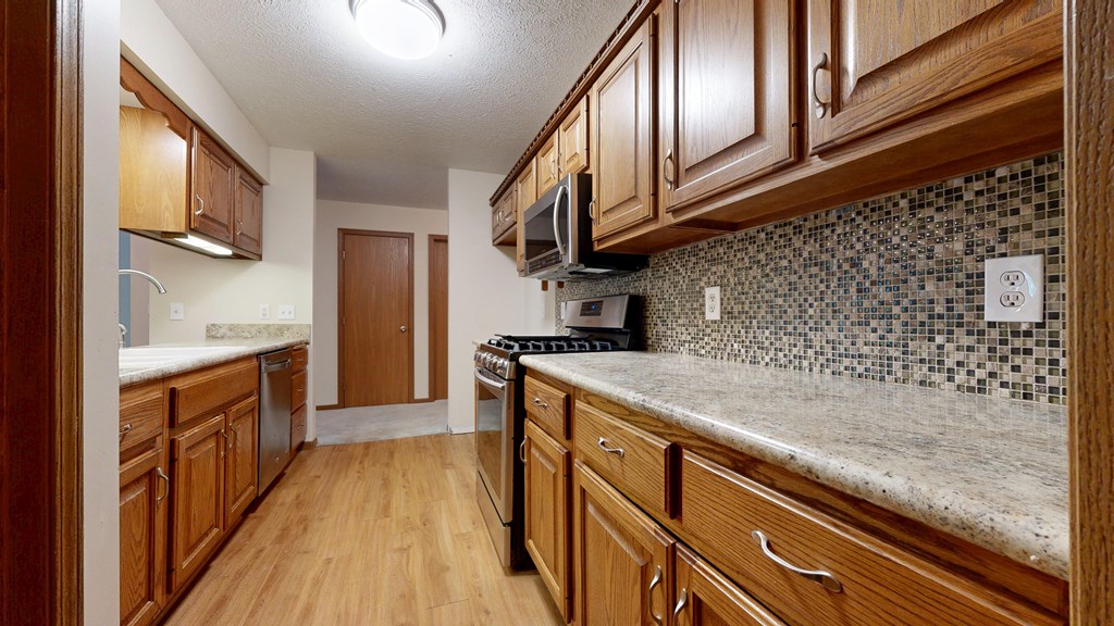 1663 Rippling Brook Dr Property Photo 7