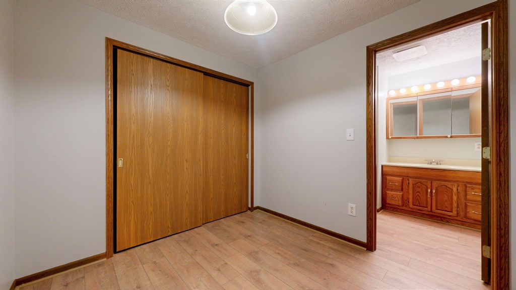 1663 Rippling Brook Dr Property Photo 24