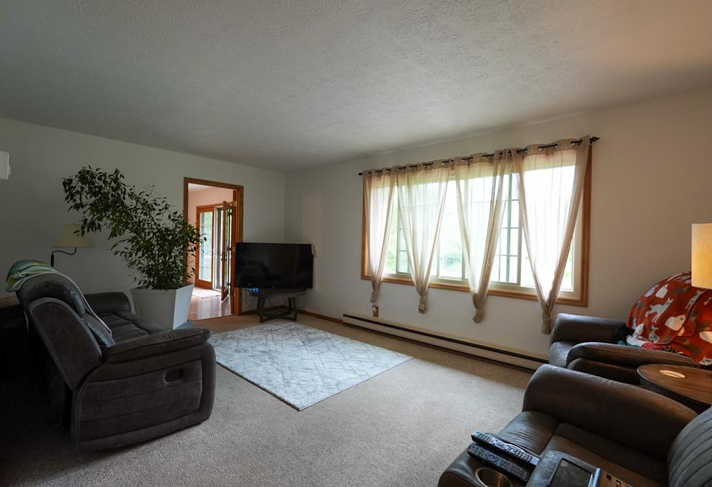 3491 Shad Property Photo 4