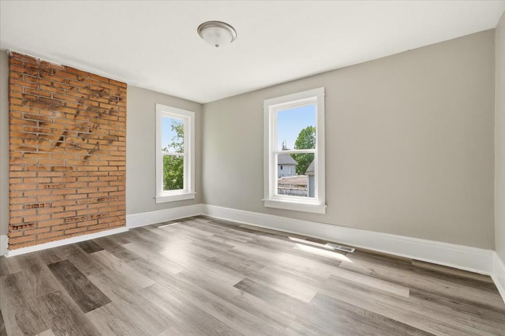 81 Bartley Property Photo 20