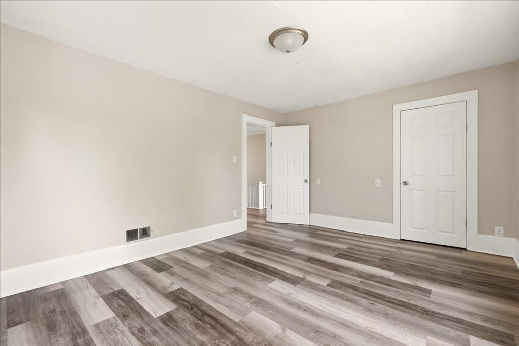 81 Bartley Property Photo 24