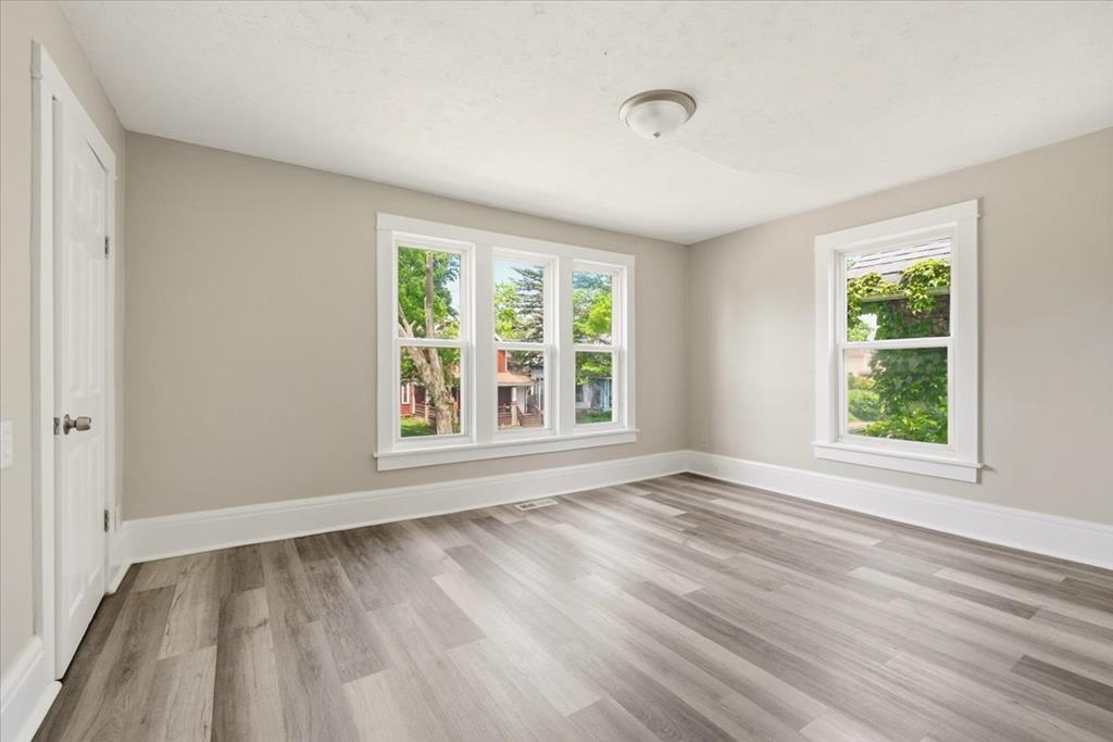 81 Bartley Property Photo 27